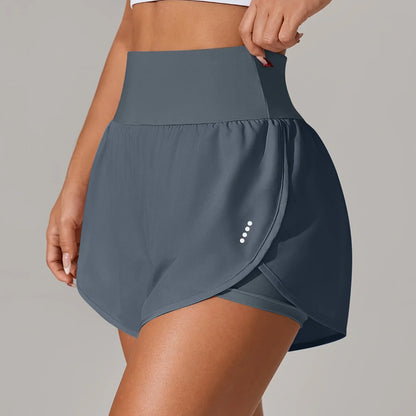 מכנסי יוגה לנשים – מכנסי ספורט קצרים עם חגורת מותן גבוהה ובד נושם בכל הצבעים - Kleerix בד נושם, גמיש, יוגה, לא שקוף, מותן גבוהה, מכנס, מתייבש מהר, ספורט, שורטס